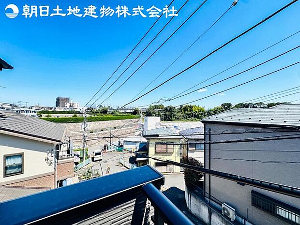 【眺望】眺望は視界を遮る建物がございませんので四季折々の素敵なシティービューが楽しめます。