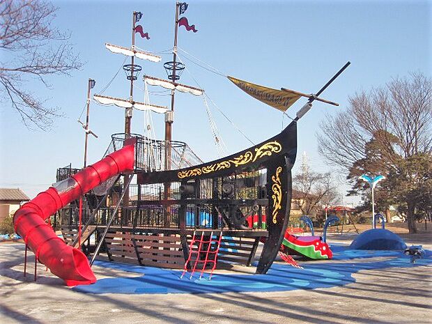 【光綾運動公園】1153m 小さな公園ですが、遊具も充実していてきれいな状態でした。遊具の点検もしっかりされています。