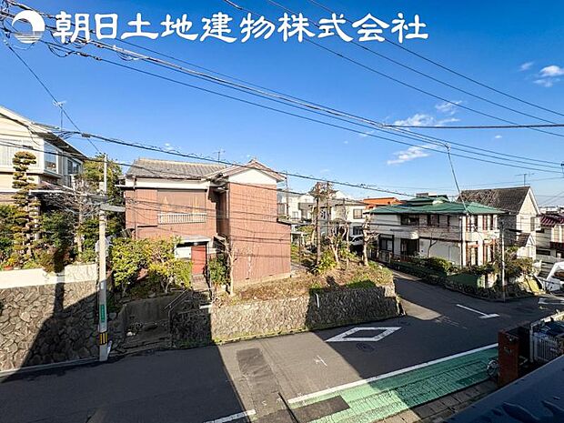 【眺望】眺望は視界を遮る建物がございませんので四季折々の素敵なシティービューが楽しめます。