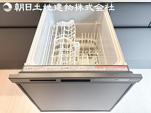 【ビルトイン食洗器】手洗いより楽以外に、手洗いでは難しい50度以上の高温できれいに洗えて更に除菌効果も。