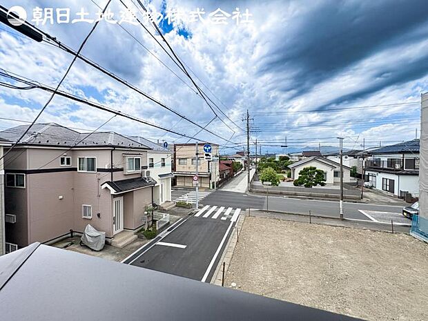 【眺望】眺望は視界を遮る建物がございませんので四季折々の素敵なシティービューが楽しめます。