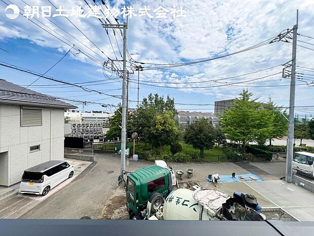 【眺望】眺望は視界を遮る建物がございませんので四季折々の素敵なシティービューが楽しめます。
