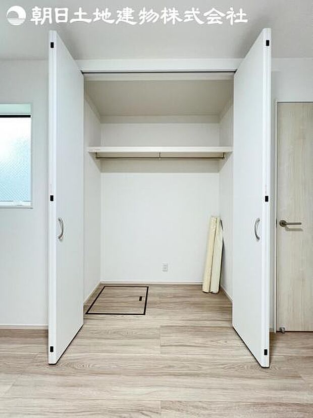 【収納】全居室に収納を完備しておりますので、すっきりとした空間を最大限活用出来ます。