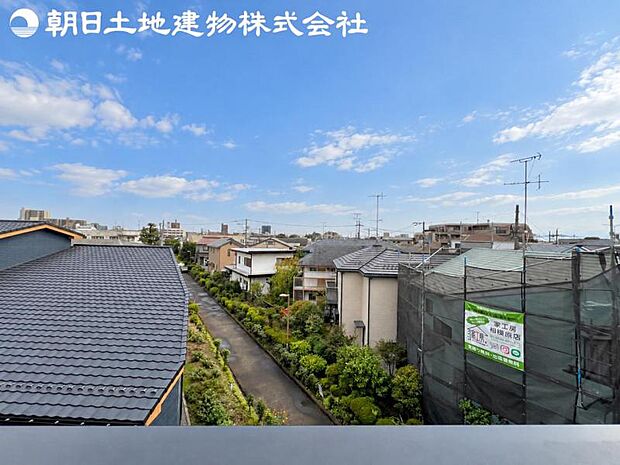 【眺望】眺望は視界を遮る建物がございませんので四季折々の素敵なシティービューが楽しめます。