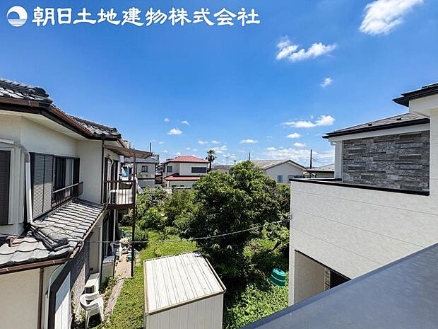【眺望】眺望は視界を遮る建物がございませんので四季折々の素敵なシティービューが楽しめます。