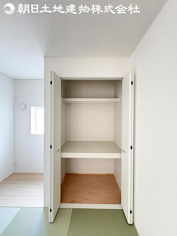 【押し入れ】収納面の充実もこのお家の魅力の一つです。