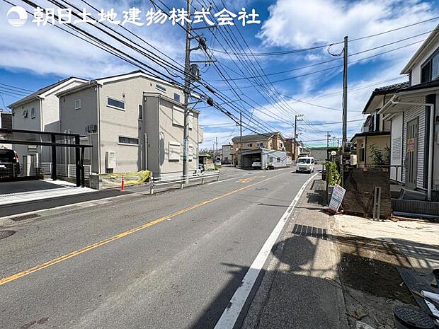 【リビング】ご家族の一日のはじまりも一日の終わりも、いつもこの空間から。お家のなかで特にこだわって頂きたい空間です。