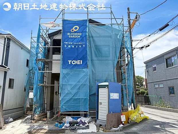 【リビング】静寂も喧騒も楽しめるご家族のお気に入りの大空間。いつまでもその場にいたくなる心地よさがご家族を繋げます。※家具等はCG合成です。