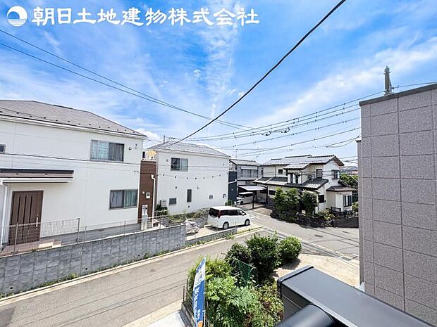 【眺望】眺望は視界を遮る建物がございませんので四季折々の素敵なシティービューが楽しめます。