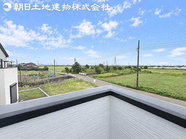 【眺望】眺望は視界を遮る建物がございませんので四季折々の素敵なシティービューが楽しめます。