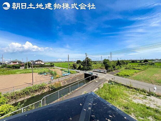 【眺望】眺望は視界を遮る建物がございませんので四季折々の素敵なシティービューが楽しめます。