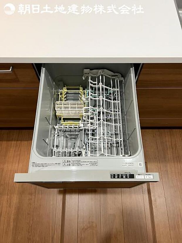 【ビルトイン食洗器】手洗いより楽以外に、手洗いでは難しい50度以上の高温できれいに洗えて更に除菌効果も。