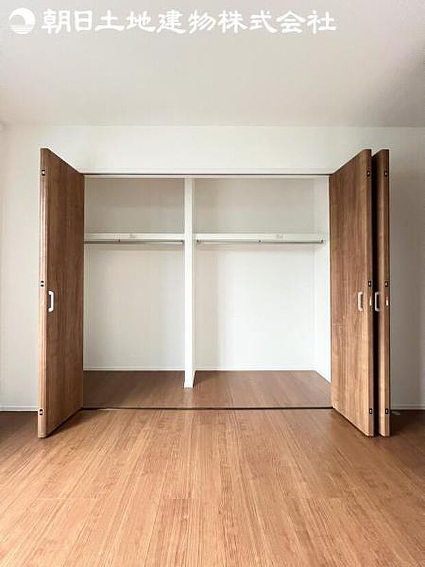 【収納】全居室に収納を完備しておりますので、すっきりとした空間を最大限活用出来ます。