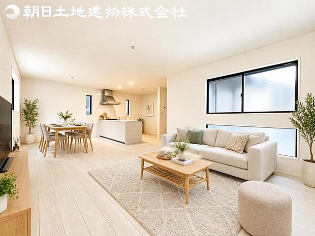 【リビング】静寂も喧騒も楽しめるご家族のお気に入りの大空間。いつまでもその場にいたくなる心地よさがご家族を繋げます。※家具等はCG合成です。