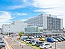 周辺：大きな病院でとてもきれいです。病院前駐車場はとても広いです。