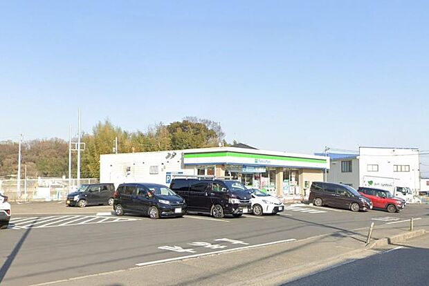 【ファミリーマート 平塚おかざき店】