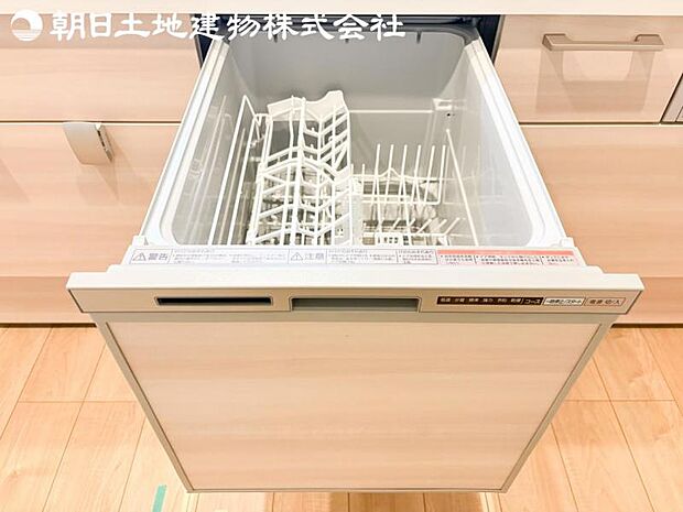 【ビルトイン食洗器】手洗いより楽以外に、手洗いでは難しい50度以上の高温できれいに洗えて更に除菌効果も。