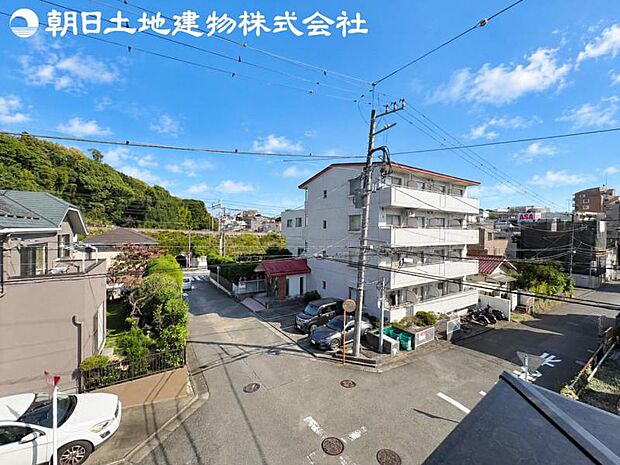 【眺望】眺望は視界を遮る建物がございませんので四季折々の素敵なシティービューが楽しめます。