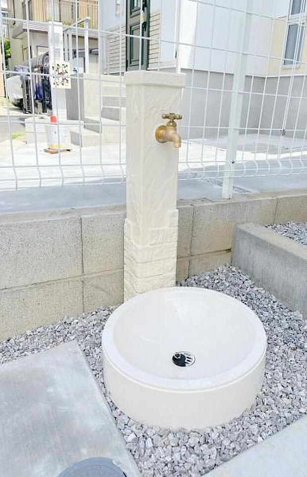 外水栓もオシャレで使いやすくなっています。
