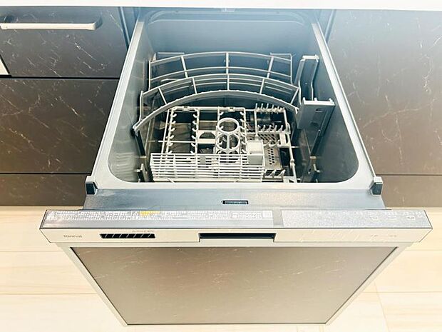 ?【ビルトイン食洗機】洗浄から乾燥までボタン一つで完結する食洗機付き。大変な洗い物がぐっと短く済みます!