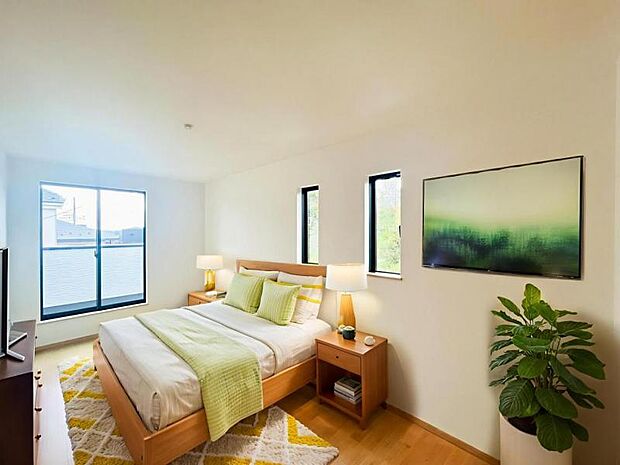 【洋室】木目のフローリングが暖かみのある室内に。明るい寝室で心地のいい朝を迎えられそう。※家具はCG合成の為付属しません。