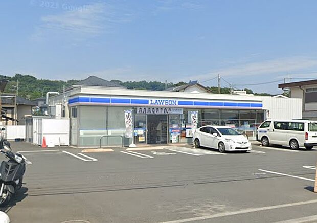 【ローソン　相模原相陽中前店】1020ｍ　店員さんの接客が気持ちいいです。
