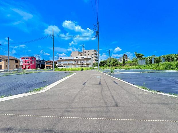 【現地写真】全13区画の大型分譲地となります！