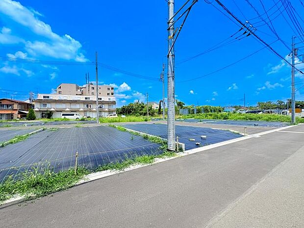 【現地写真】全13区画の大型分譲地となります!
