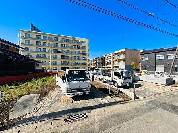 【現地外観：令和8年1月末完成予定】※同メーカーのモデルハウスございます。