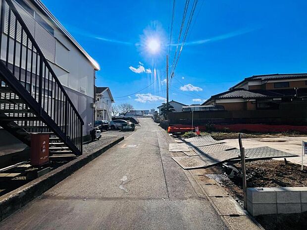 【現地外観:令和8年1月末完成予定】※同メーカーのモデルハウスございます。