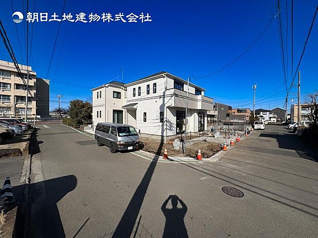 【現地外観:令和8年2月完成予定】※同メーカーのモデルハウスがございます。