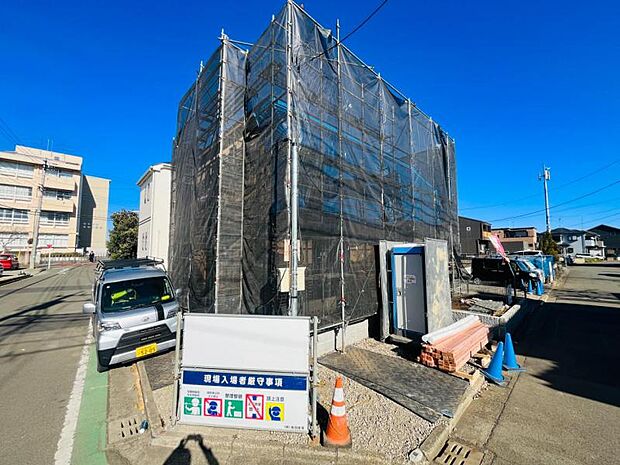 【現地外観:令和8年2月完成予定】※同メーカーのモデルハウスがございます。