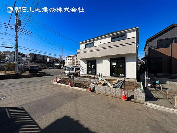 【現地外観:令和8年2月完成予定】※同メーカーのモデルハウスがございます。