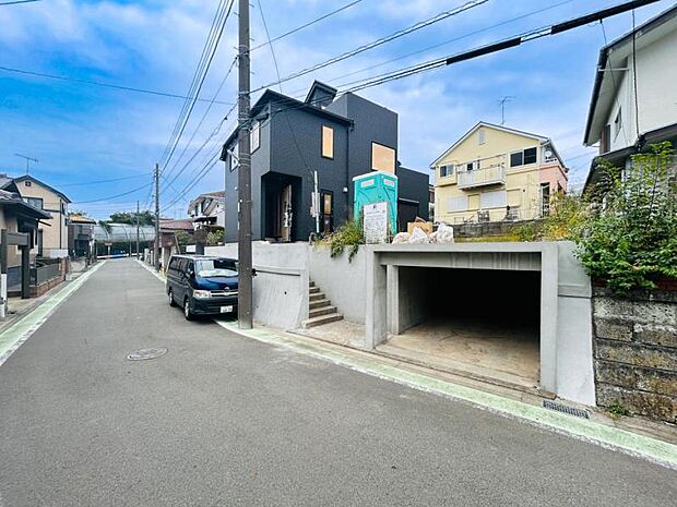 【現地外観】建物完成済みです!いつでもご内見可能です!!