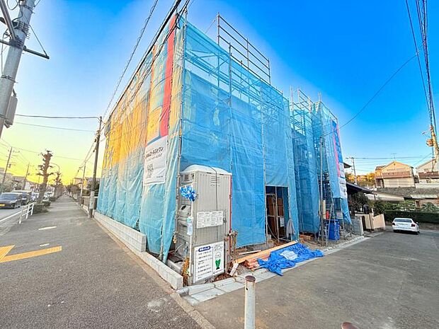 【現地写真：令和8年1月末完成予定】※同メーカーのモデルハウスございます。