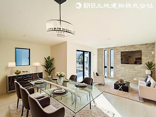 【LDK】大切なご家族が集まるからこそLDKはこだわりたい!休日はおひさまの光をたっぷりと取りこめるリビングでゆったりと過ごしませんか?※家具はCG合成の為付属しません。