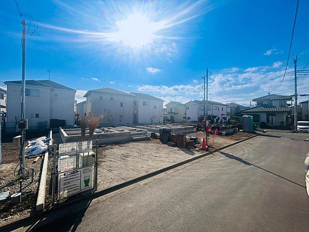 【現地写真：令和8年1月完成予定】※同メーカーのモデルハウスがございます。