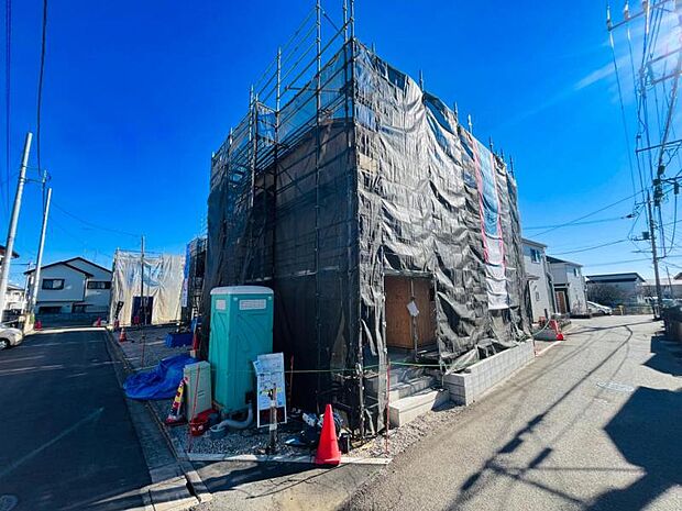 【現地写真:令和8年1月完成予定】※同メーカーのモデルハウスがございます。