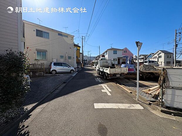 【現地写真:令和8年7月完成予定】※同メーカーのモデルハウスがございます。