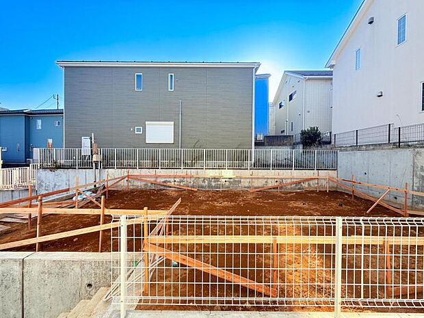 【現地外観：令和8年6月末完成予定】※同メーカーのモデルハウスがございます。