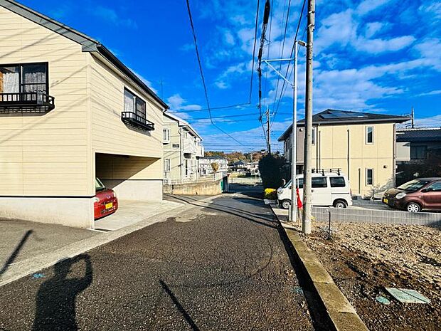 【現地写真:令和8年3月末完成予定】※同メーカーのモデルハウスがございます。