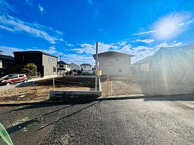 【現地写真:令和8年3月末完成予定】※同メーカーのモデルハウスがございます。