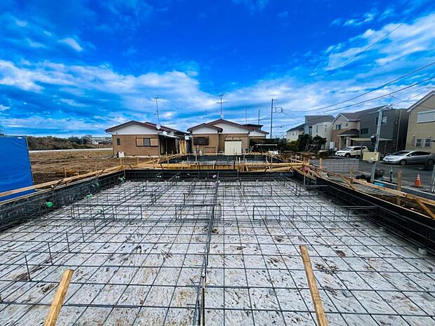 【現地外観：令和8年3月中旬完成予定】※同メーカーのモデルハウスがございます。