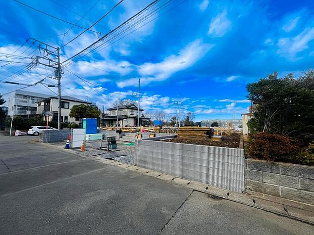 【現地外観:令和8年3月中旬完成予定】※同メーカーのモデルハウスがございます。