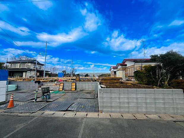 【現地外観:令和8年3月中旬完成予定】※同メーカーのモデルハウスがございます。