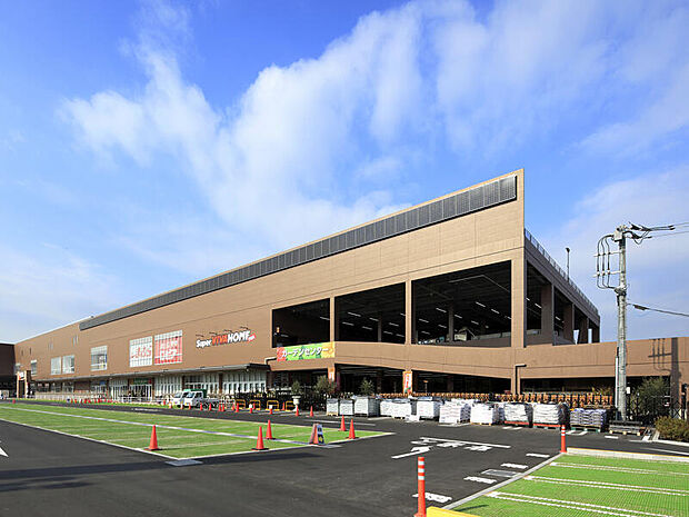 【ビバモール厚木南インター】2730m 厚木インターの近くにあります。ロピアやしまむら、セリアなども入っているのが利便性が高いです。