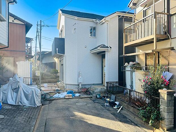 【現地外観】建物完成しました!いつでもご内見可能です!!