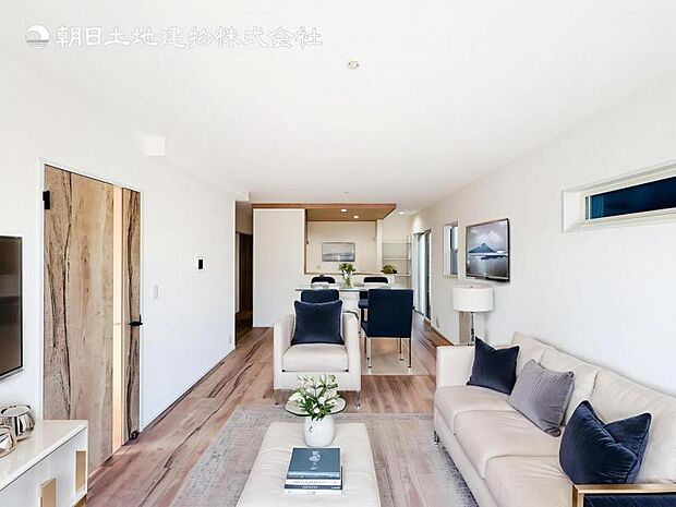 【LDK】大切なご家族が集まるからこそLDKはこだわりたい!休日はおひさまの光をたっぷりと取りこめるリビングでゆったりと過ごしませんか?※家具はCG合成の為付属しません。