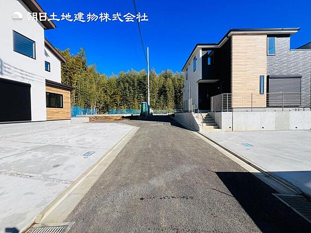 【現地外観：令和8年4月上旬完成予定】※同メーカーのモデルハウスがございます。