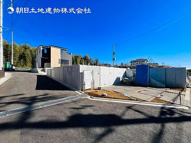 【現地外観：令和8年4月上旬完成予定】※同メーカーのモデルハウスがございます。